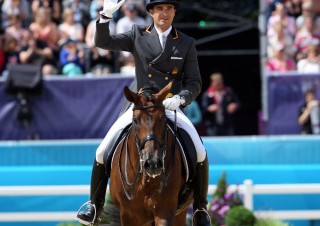 saludando después de una de las pruebas en Londres 2012
